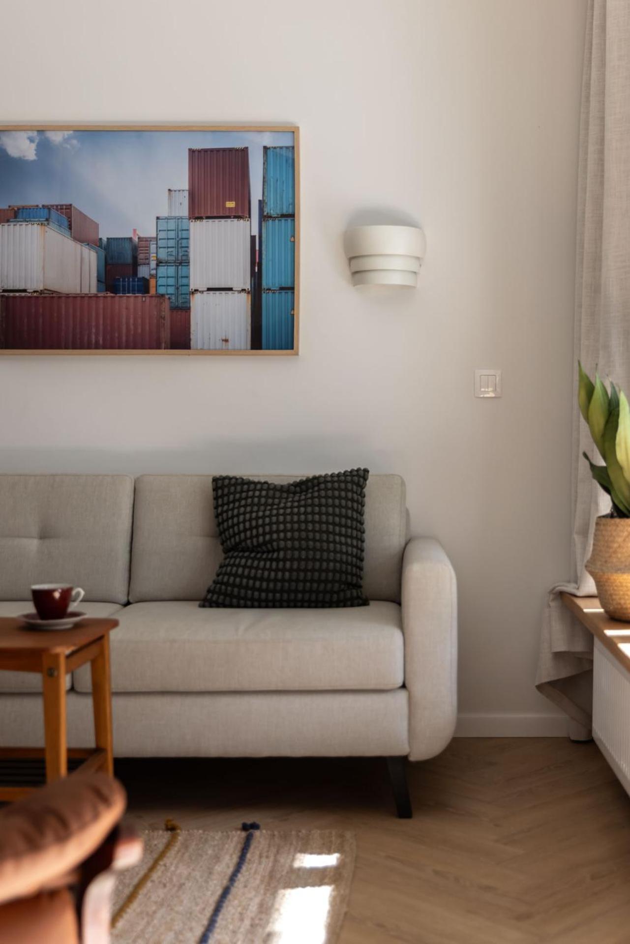 Solidarnosc Three Bedrooms & Garden Apartment グダニスク エクステリア 写真