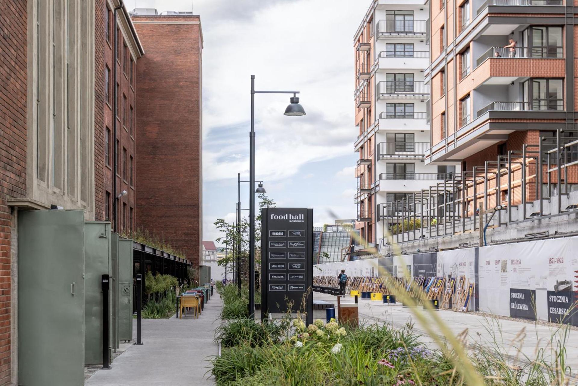 Solidarnosc Three Bedrooms & Garden Apartment グダニスク エクステリア 写真