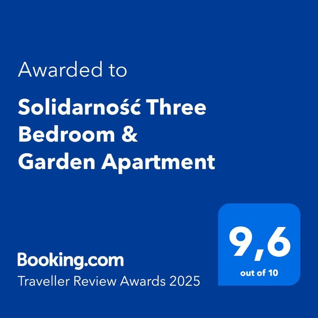 Solidarnosc Three Bedrooms & Garden Apartment グダニスク エクステリア 写真